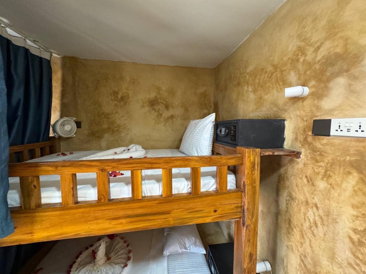Auberge de jeunesse Compass *